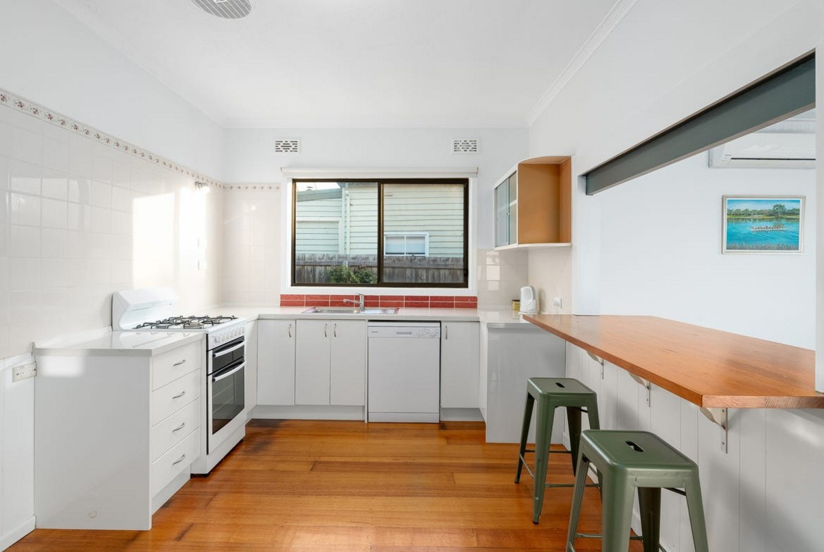 7 Vivien Street, Belmont VIC 3216, Belmont - Thumbnail 2