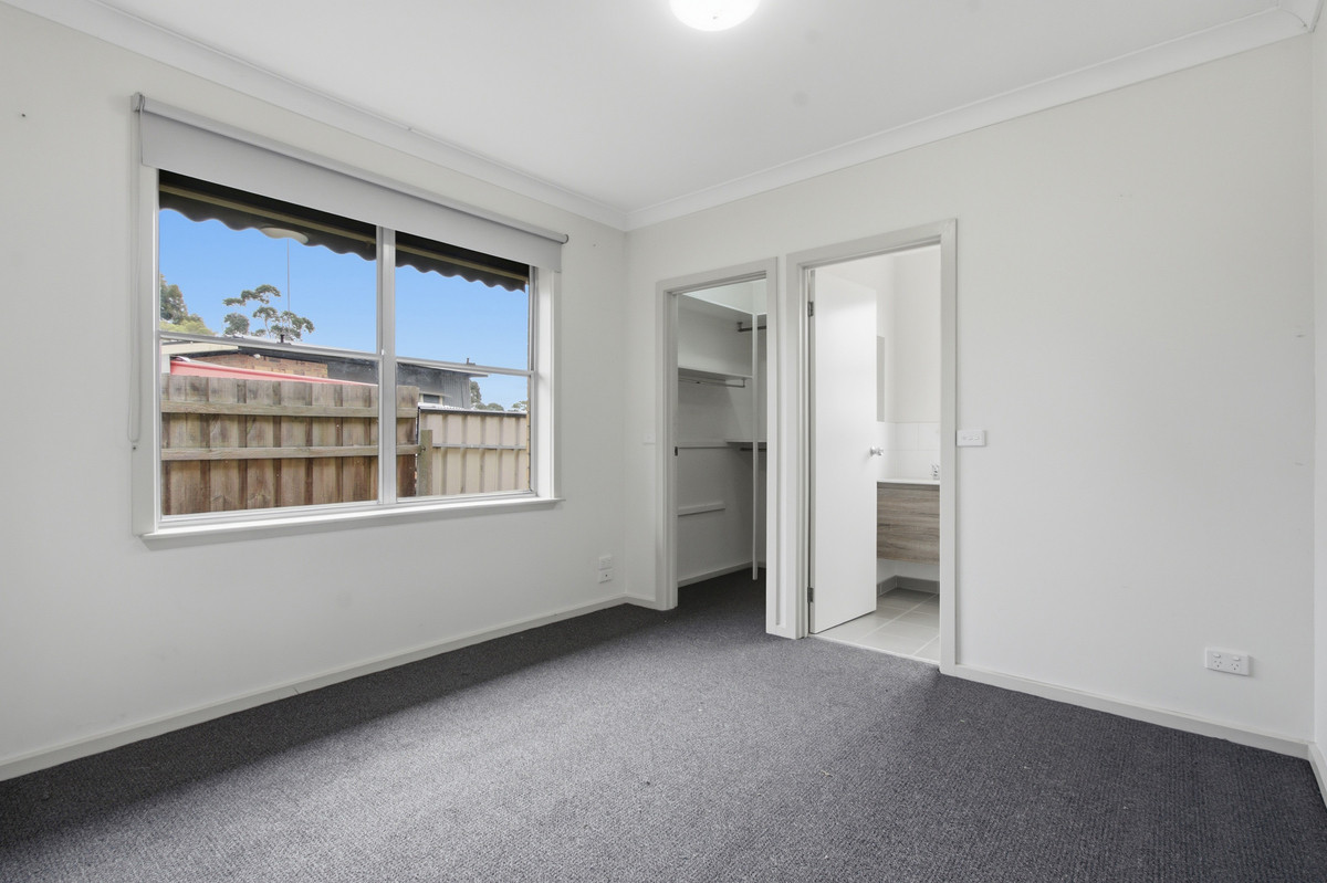 61 White Parade, Churchill VIC 3842, Churchill - Thumbnail 4