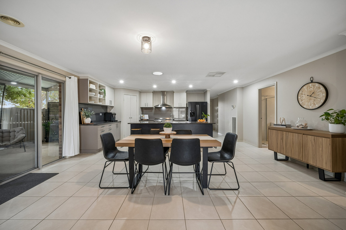 82 Poplar Avenue, Shepparton VIC 3630, Shepparton - Thumbnail 8