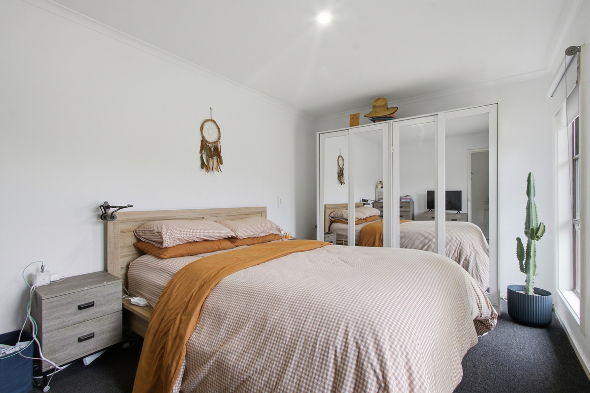 13 Willow Street, Churchill VIC 3842, Churchill - Thumbnail 2