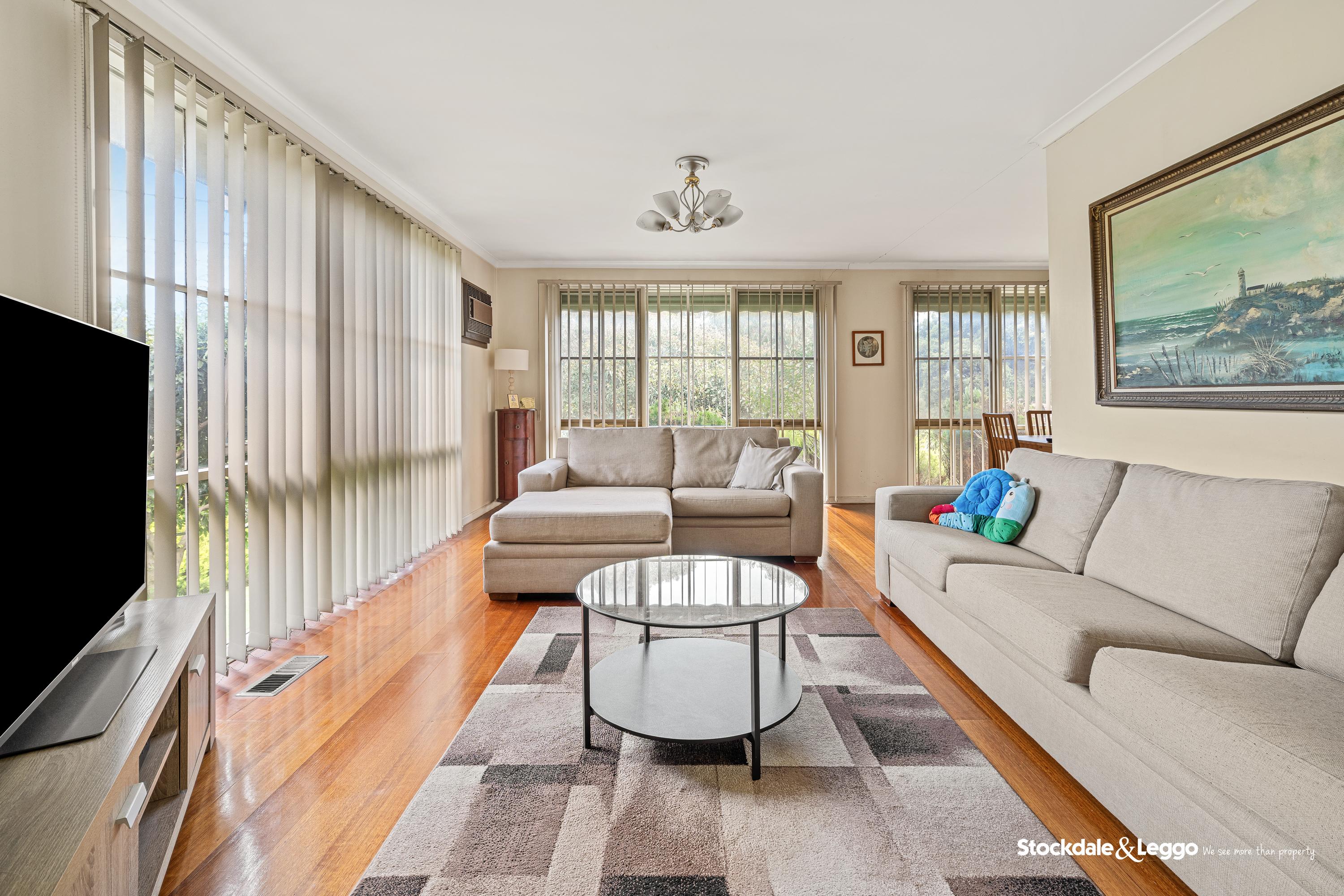 2 Celtis Place, Endeavour Hills VIC, Endeavour Hills - Thumbnail 2