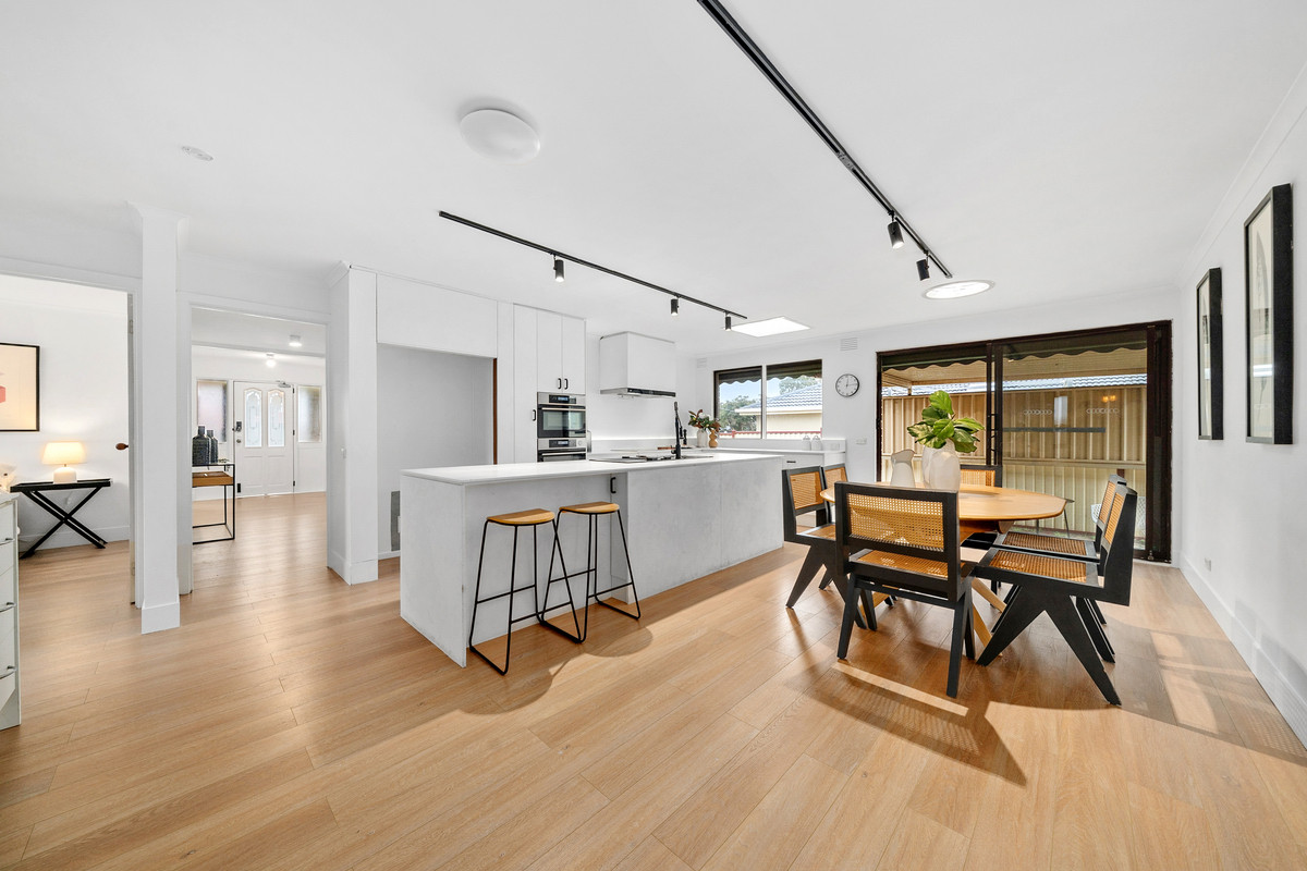 8 Shelbourne Court, Meadow Heights VIC 3048, Meadow Heights - Image 1