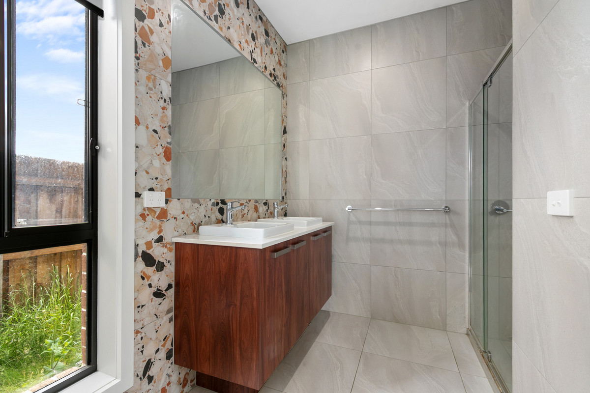 12 Parkview Boulevard, Morwell VIC 3840, Morwell - Thumbnail 4