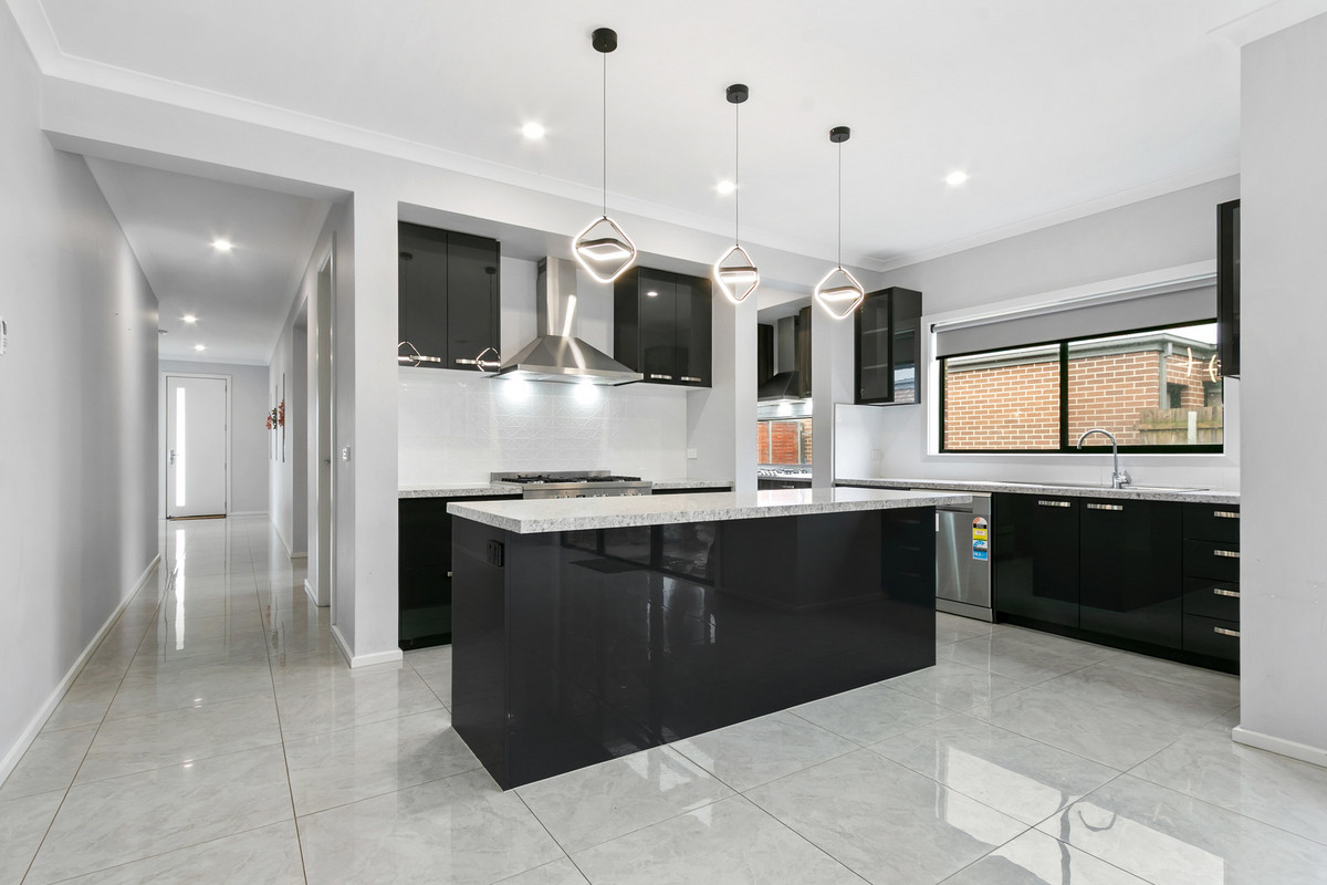 12 Parkview Boulevard, Morwell VIC 3840, Morwell - Thumbnail 5