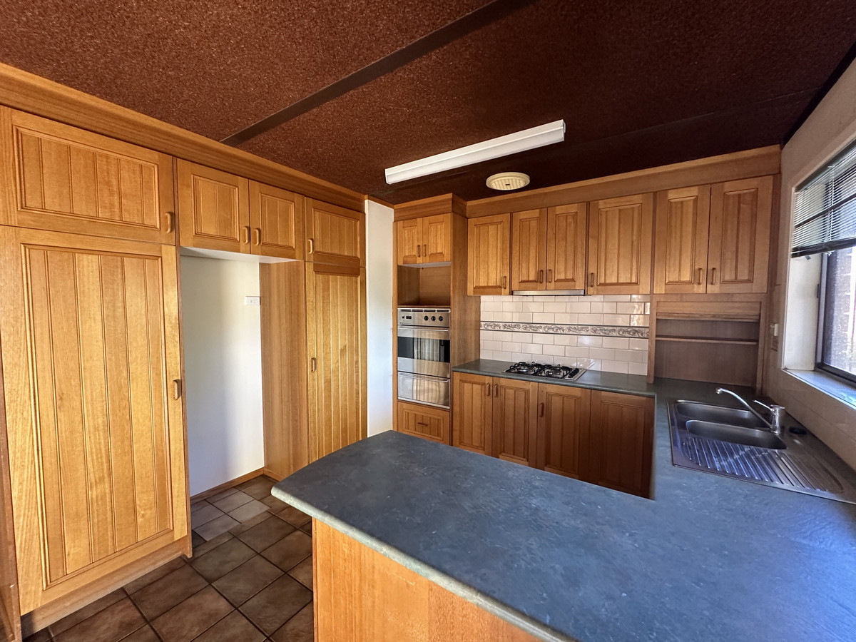 16 Dunlop Street, Shepparton VIC 3630, Shepparton - Thumbnail 2