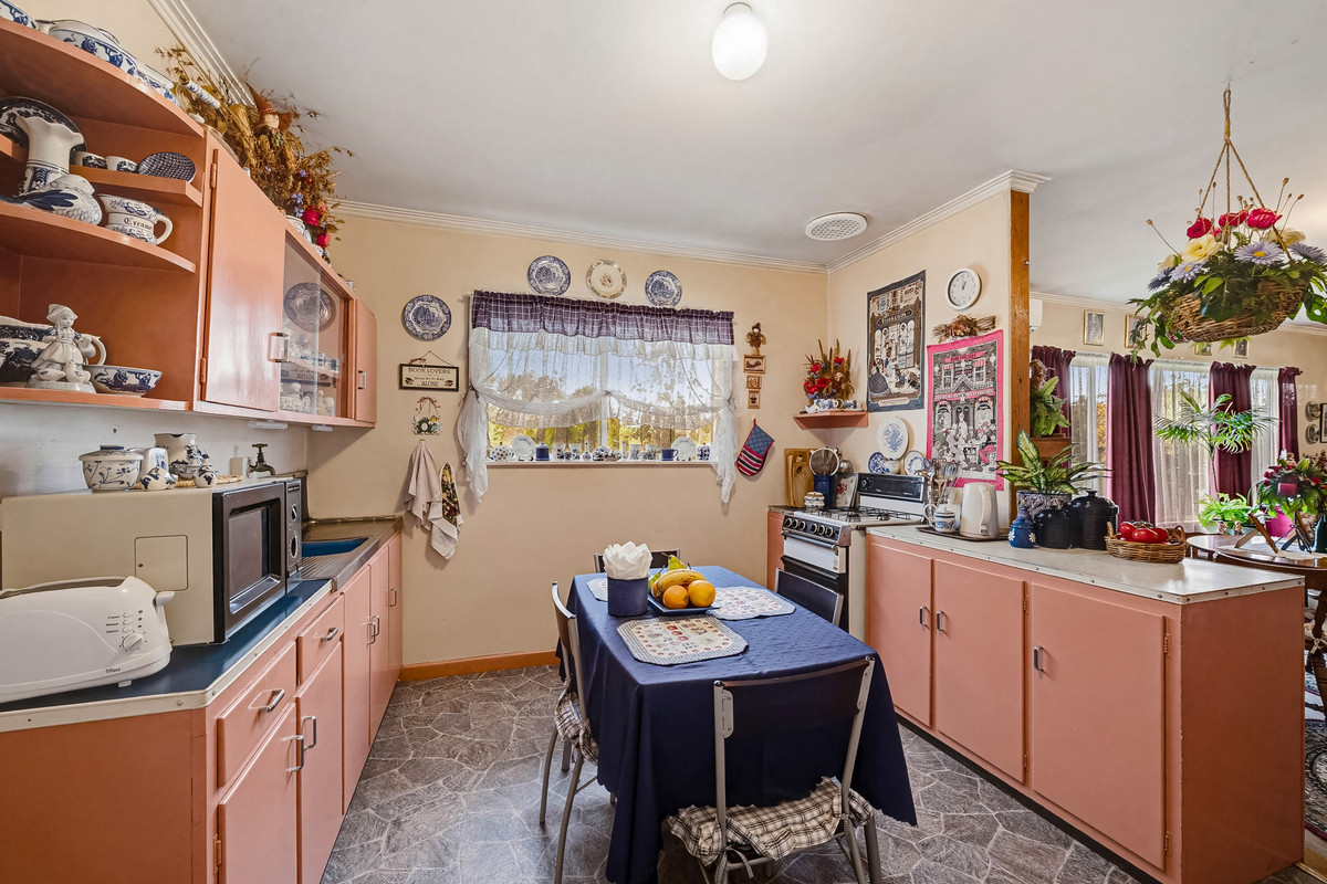 48 Chapel Street, Wedderburn VIC 3518, Wedderburn - Thumbnail 3