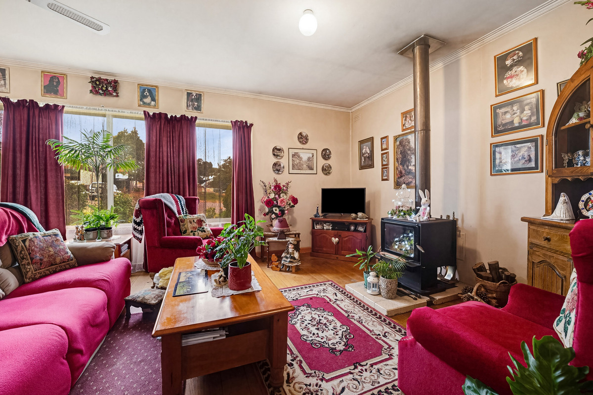 48 Chapel Street, Wedderburn VIC 3518, Wedderburn - Thumbnail 4