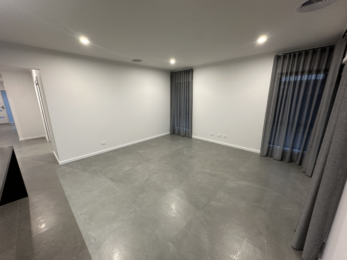 48 Santa Rosa Boulevard,, Shepparton VIC 3630, Shepparton - Thumbnail 3