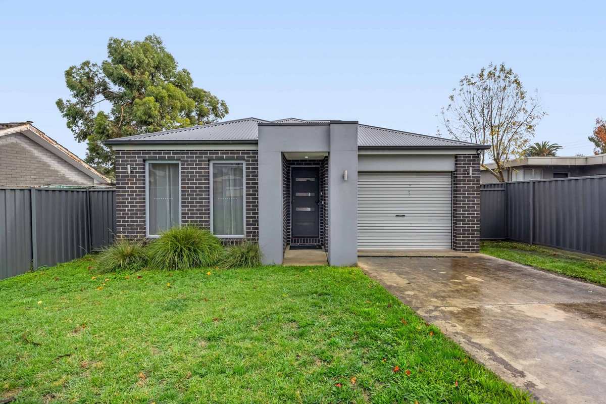 400 Richards Street, Canadian VIC 3350, Canadian - Image 1