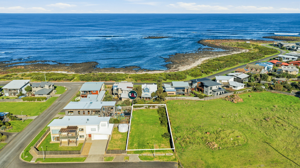 3 Melford Drive, PORT FAIRY VIC 3284