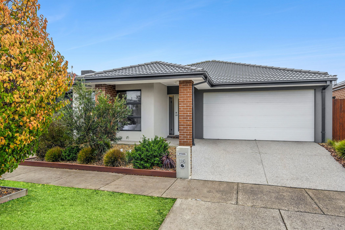 15 Beaumont Avenue, CHARLEMONT VIC 3217, Charlemont - Image 1