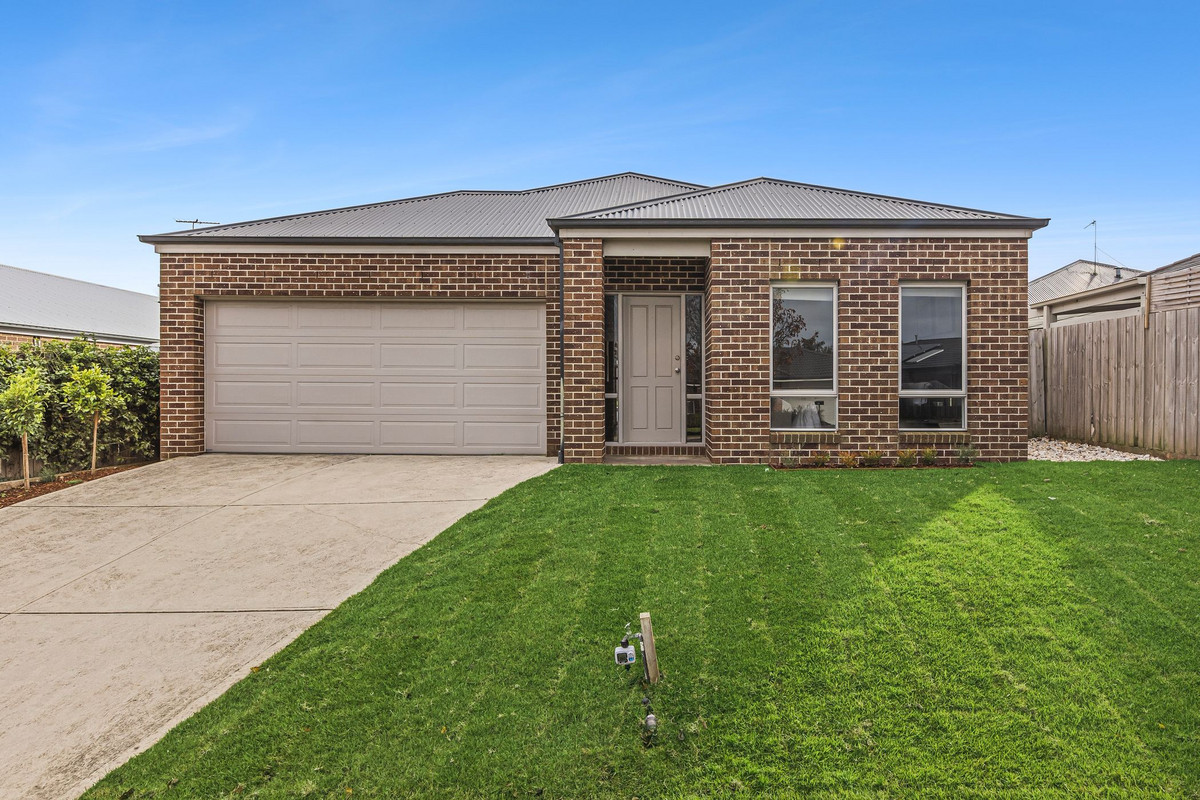13 Tannin Way, WAURN PONDS VIC 3216, Waurn Ponds - Image 1