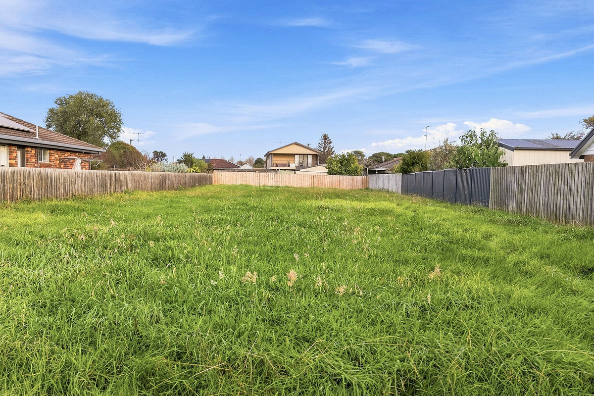 6 Burnside Street, Moe VIC 3825, Moe - Thumbnail 2