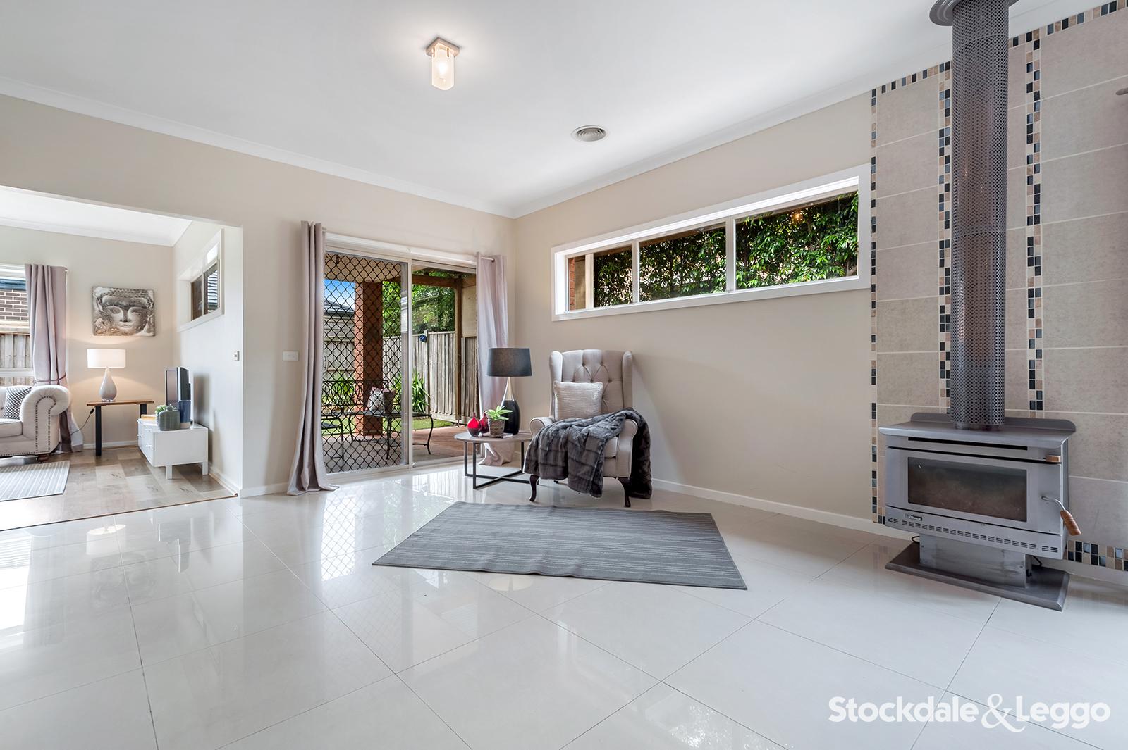 16 Glengarry Place, Craigieburn VIC, Craigieburn - Thumbnail 7