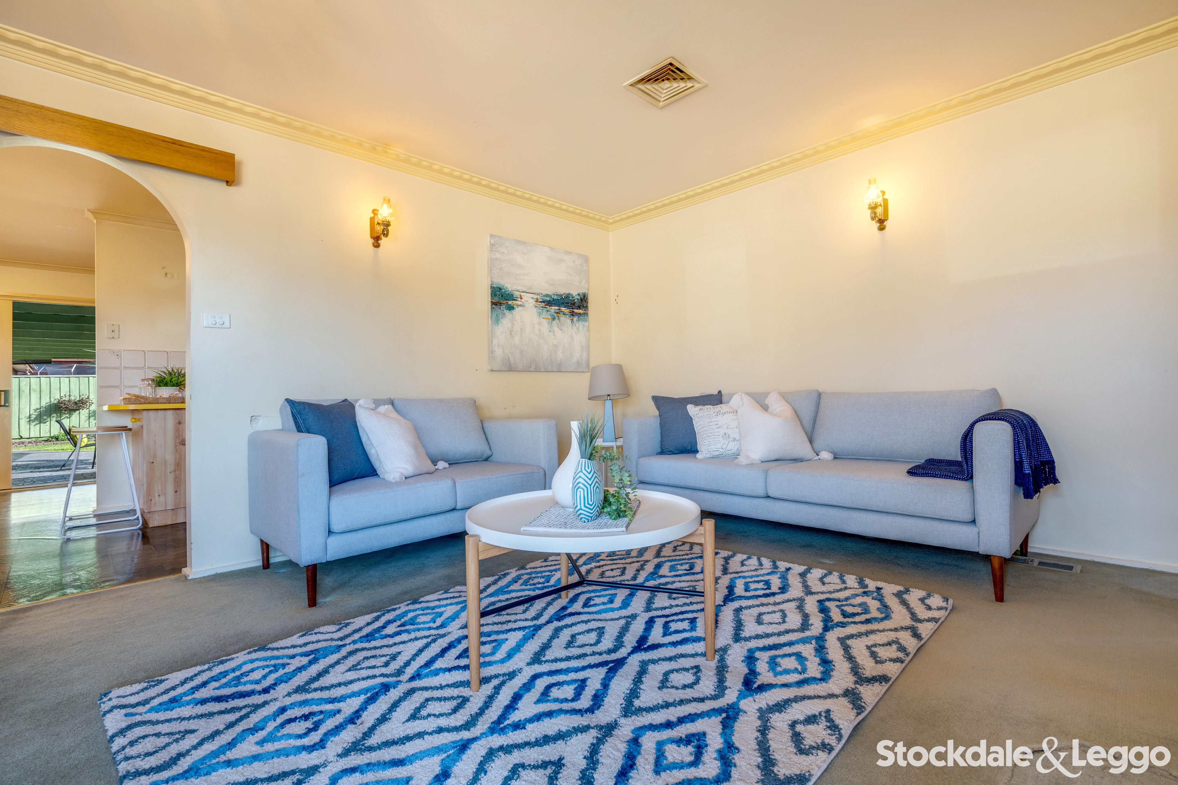 37 Southern Crescent, Craigieburn VIC, Craigieburn - Thumbnail 4
