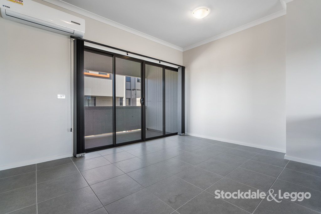 104/1-15 Beddison Road, Craigieburn VIC, Craigieburn - Thumbnail 4