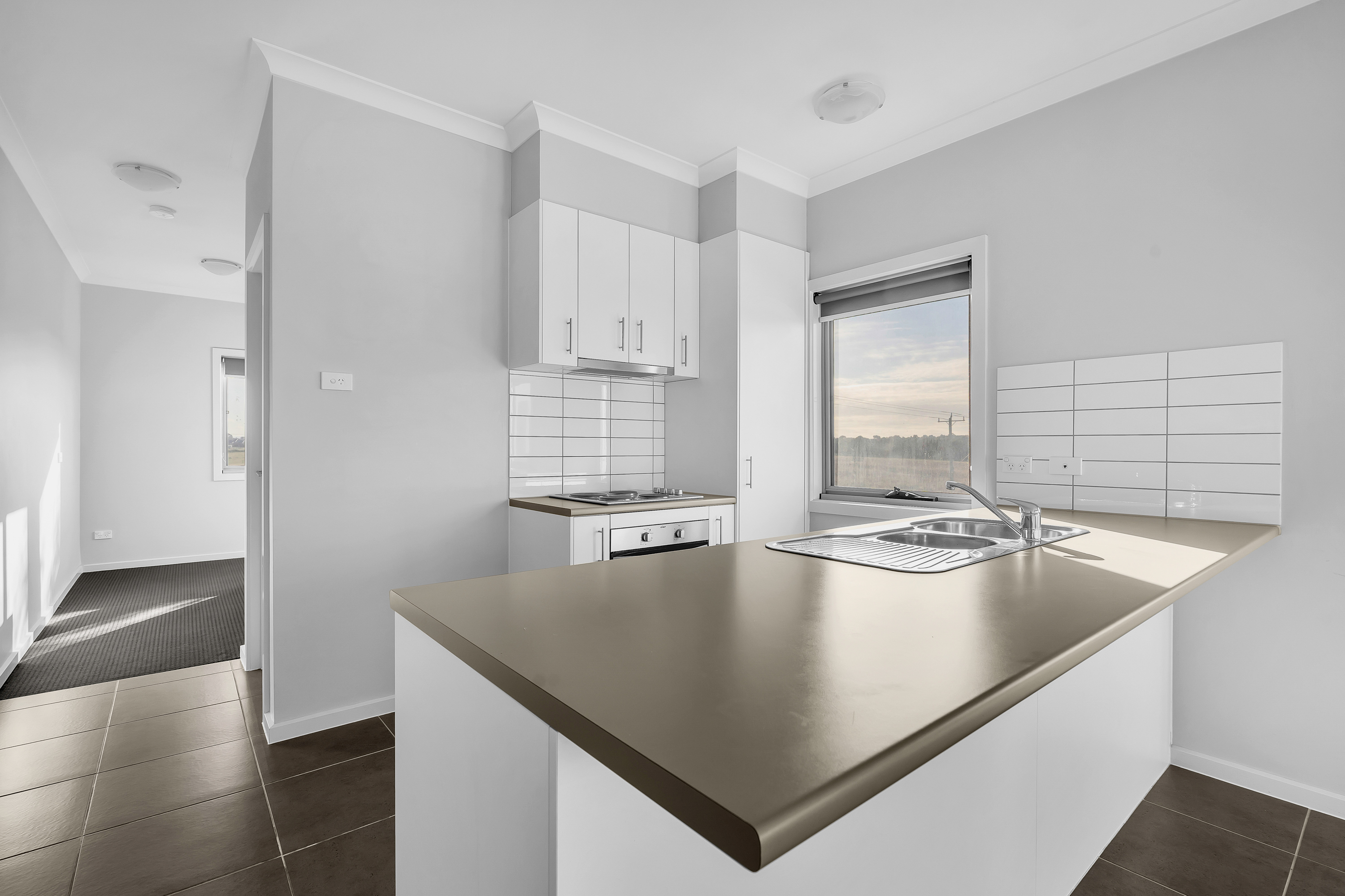 1/64 Escapade Blvd, Craigieburn VIC, Craigieburn - Thumbnail 3
