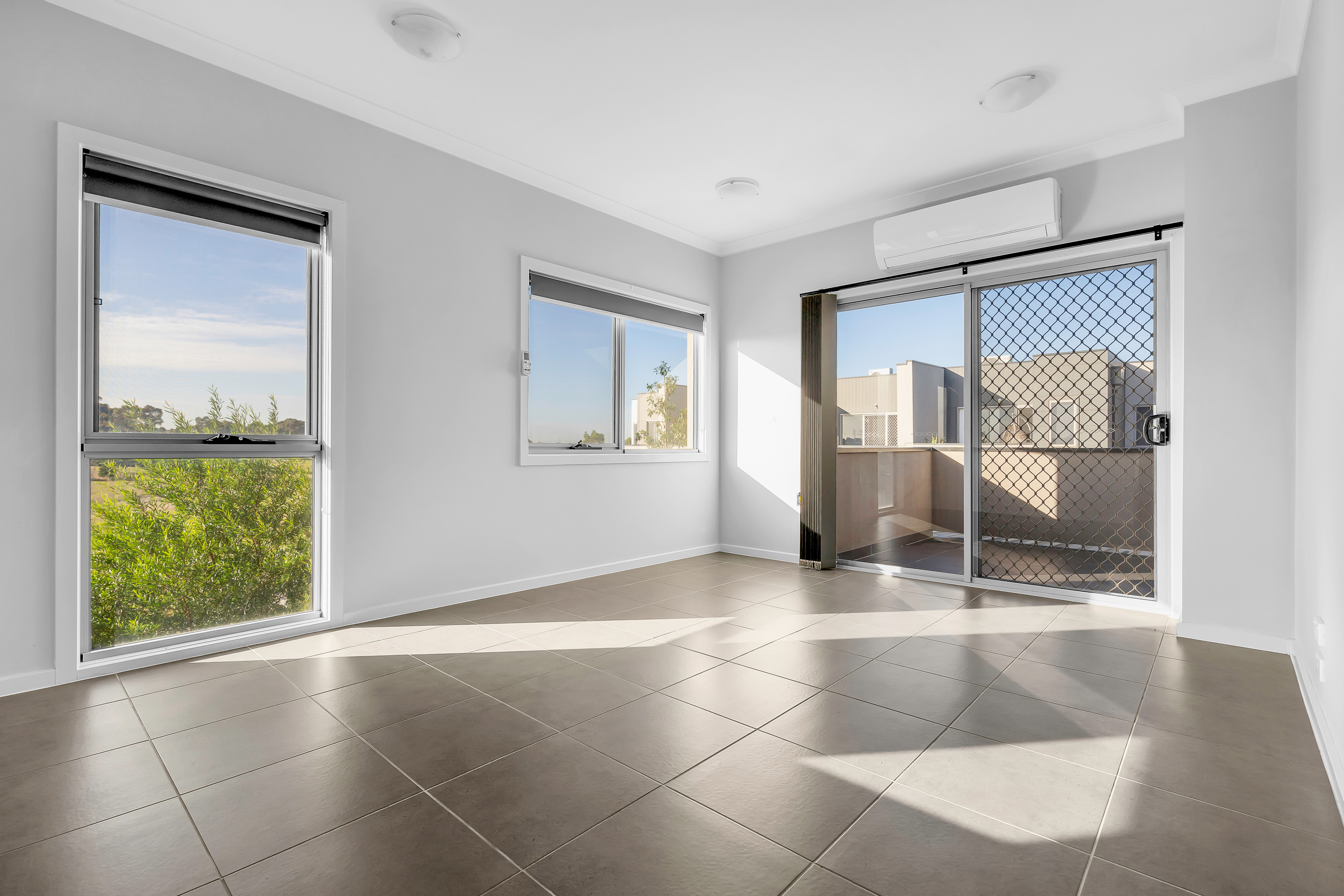 1/64 Escapade Blvd, Craigieburn VIC, Craigieburn - Thumbnail 6