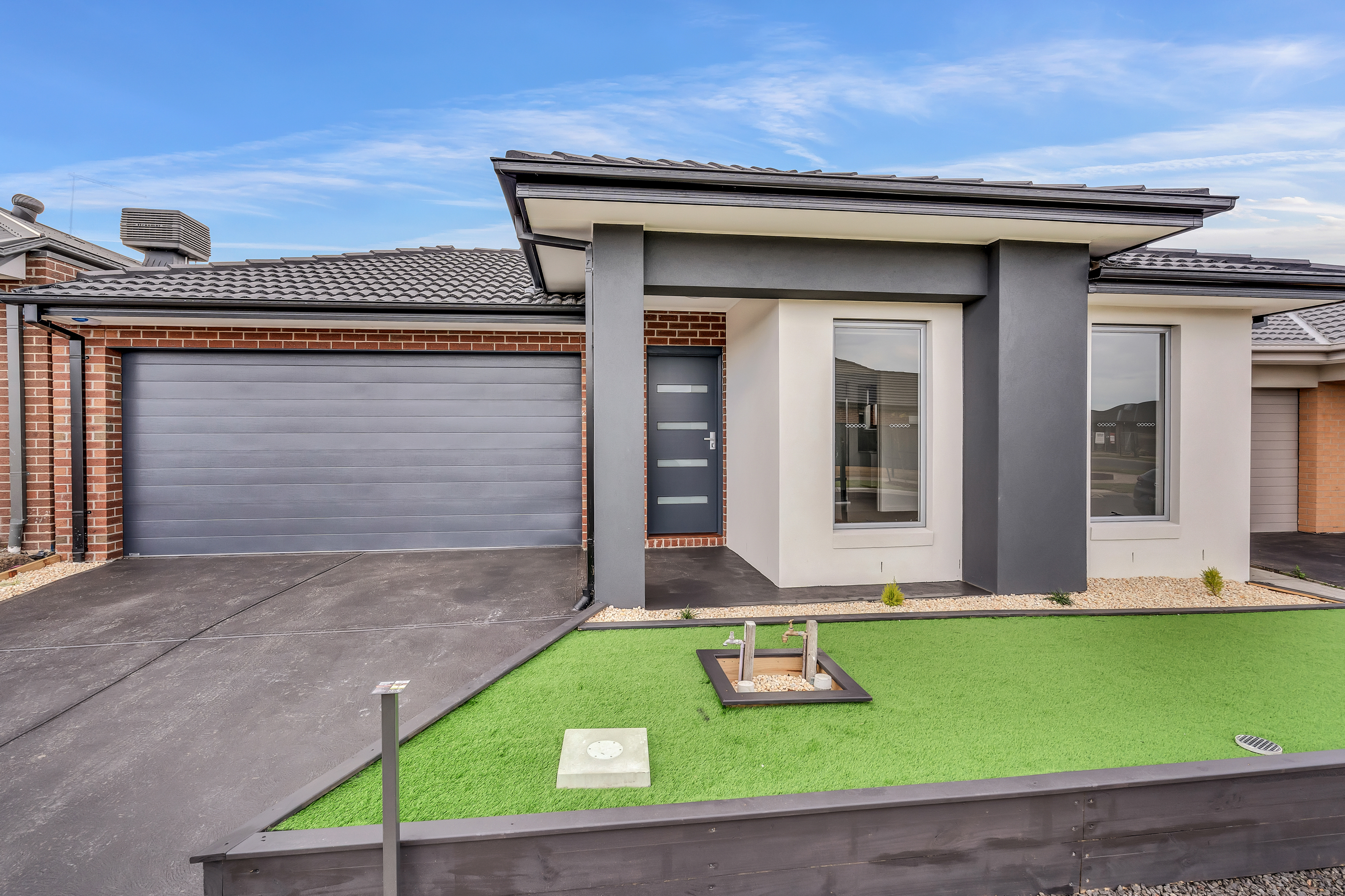 6 Erasmus Avenue, Craigieburn VIC, Craigieburn - Thumbnail 2