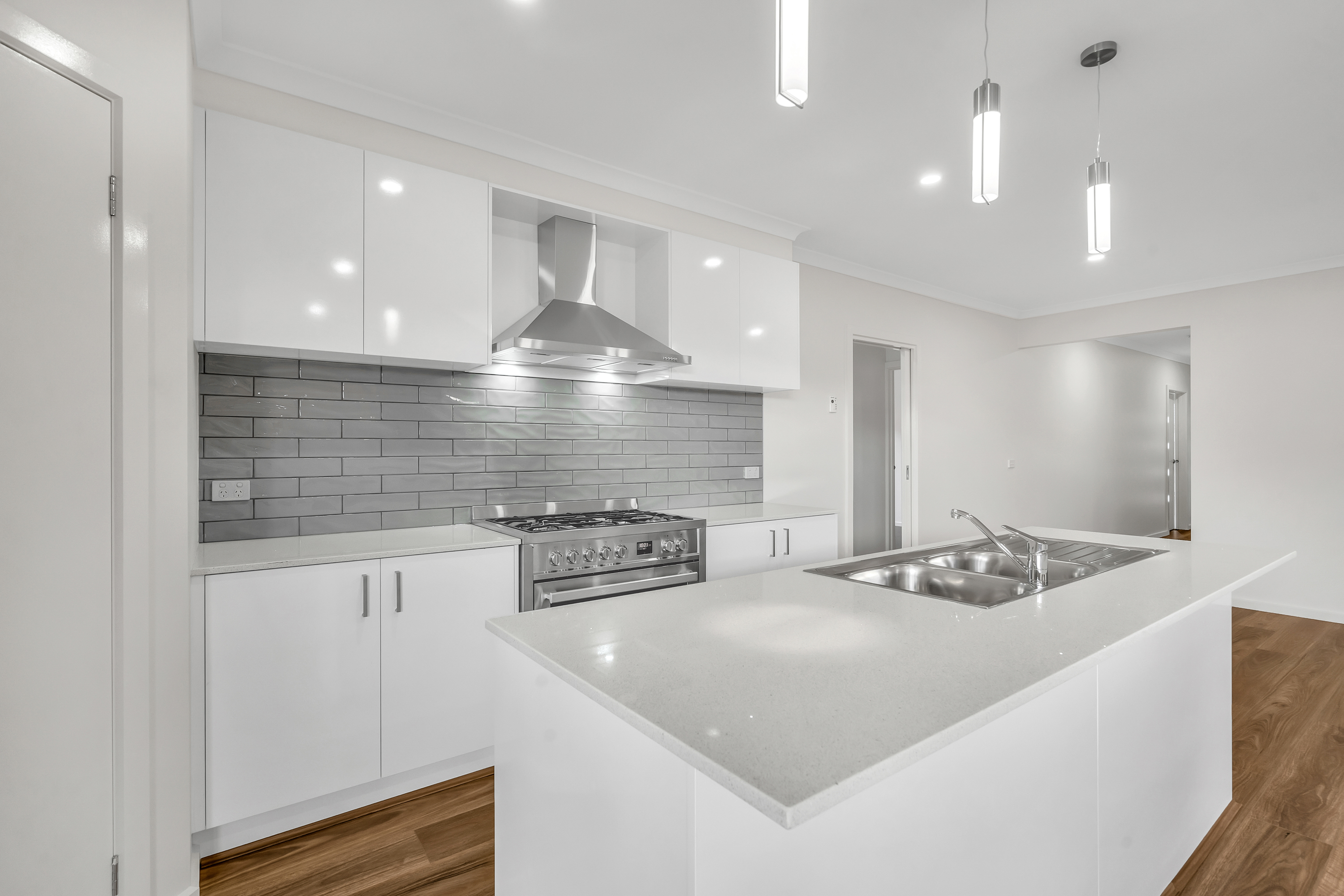 6 Erasmus Avenue, Craigieburn VIC, Craigieburn - Thumbnail 3