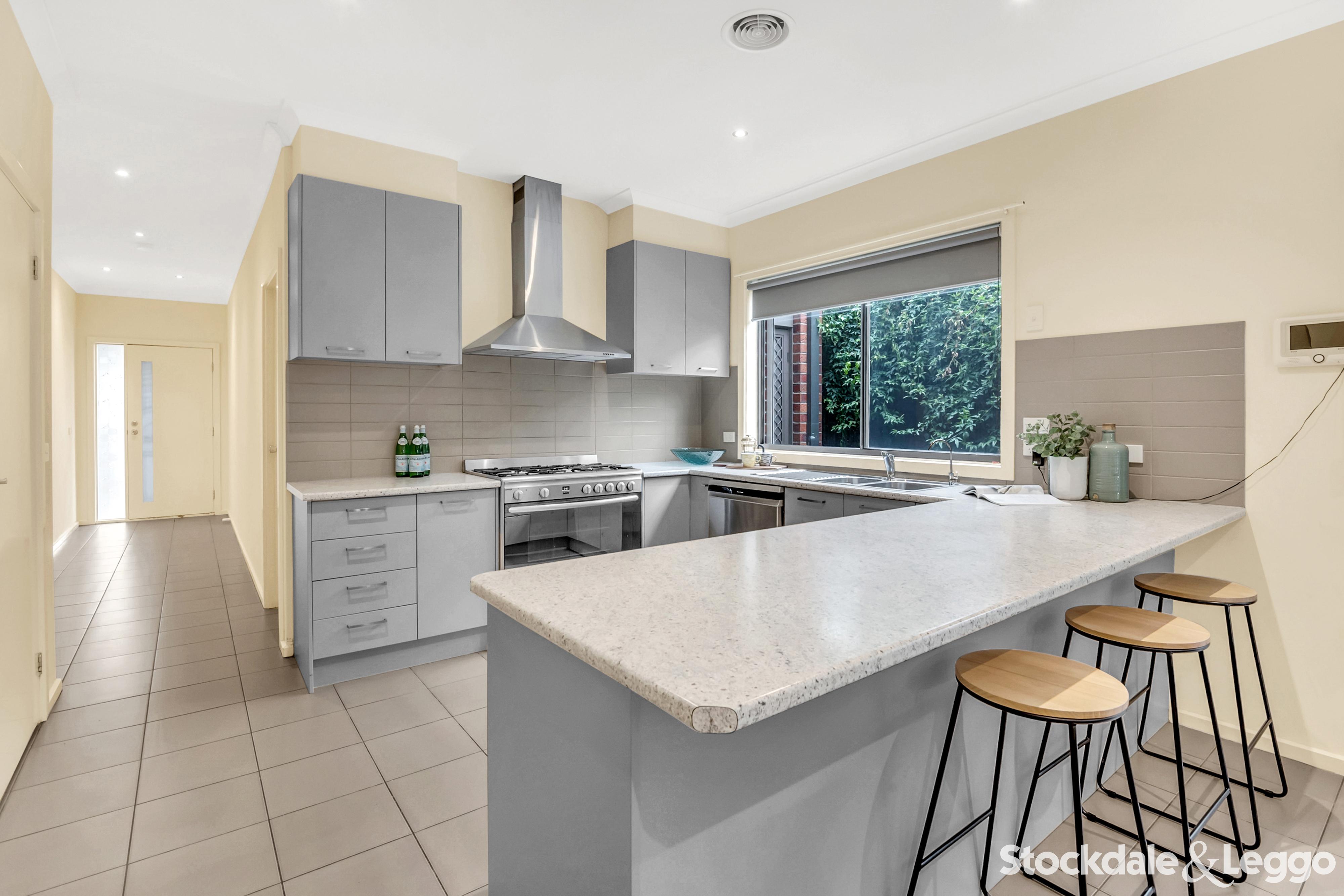 1 Stehn Lane, Craigieburn VIC, Craigieburn - Thumbnail 2