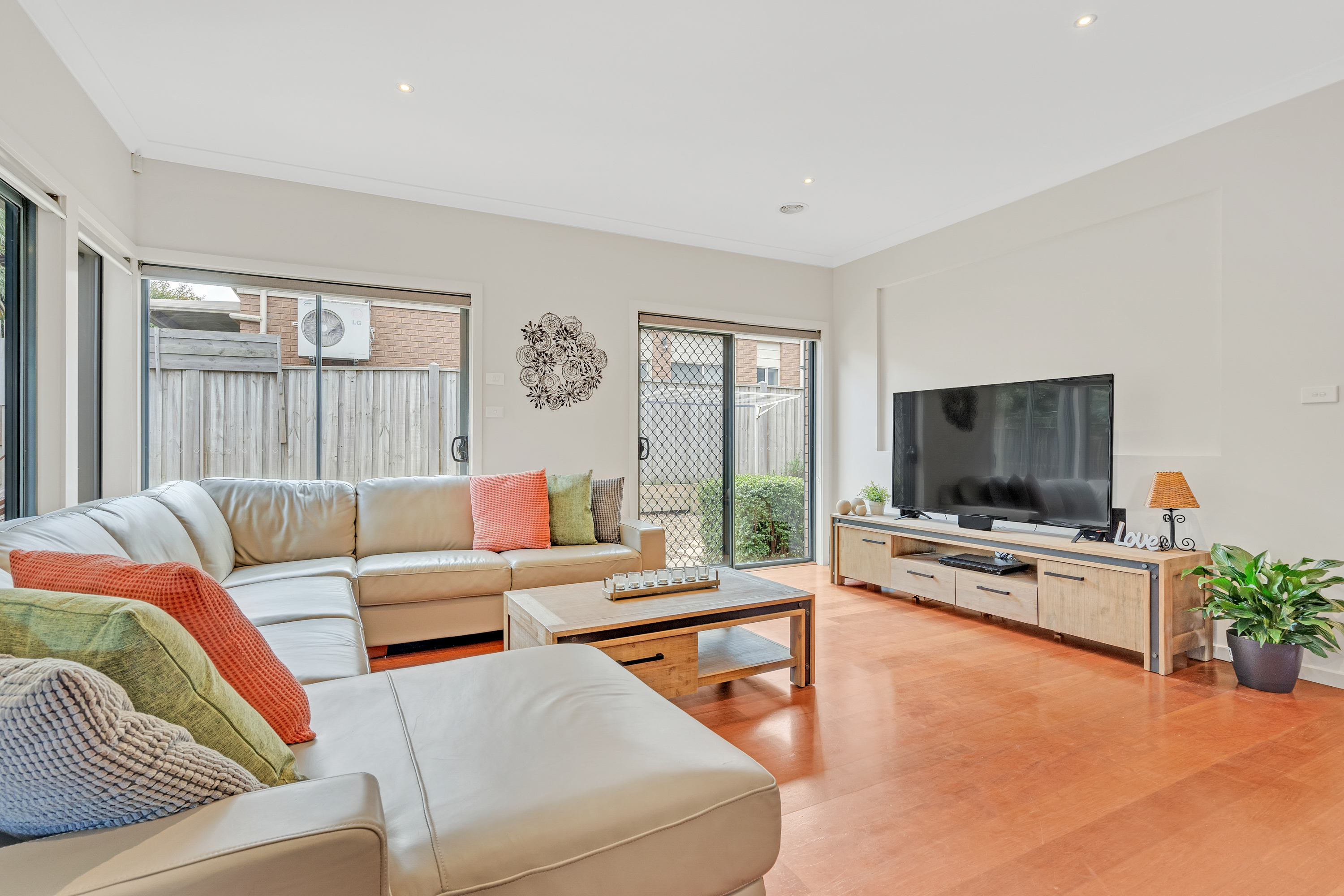 18 Earlston Place, Craigieburn VIC, Craigieburn - Thumbnail 8