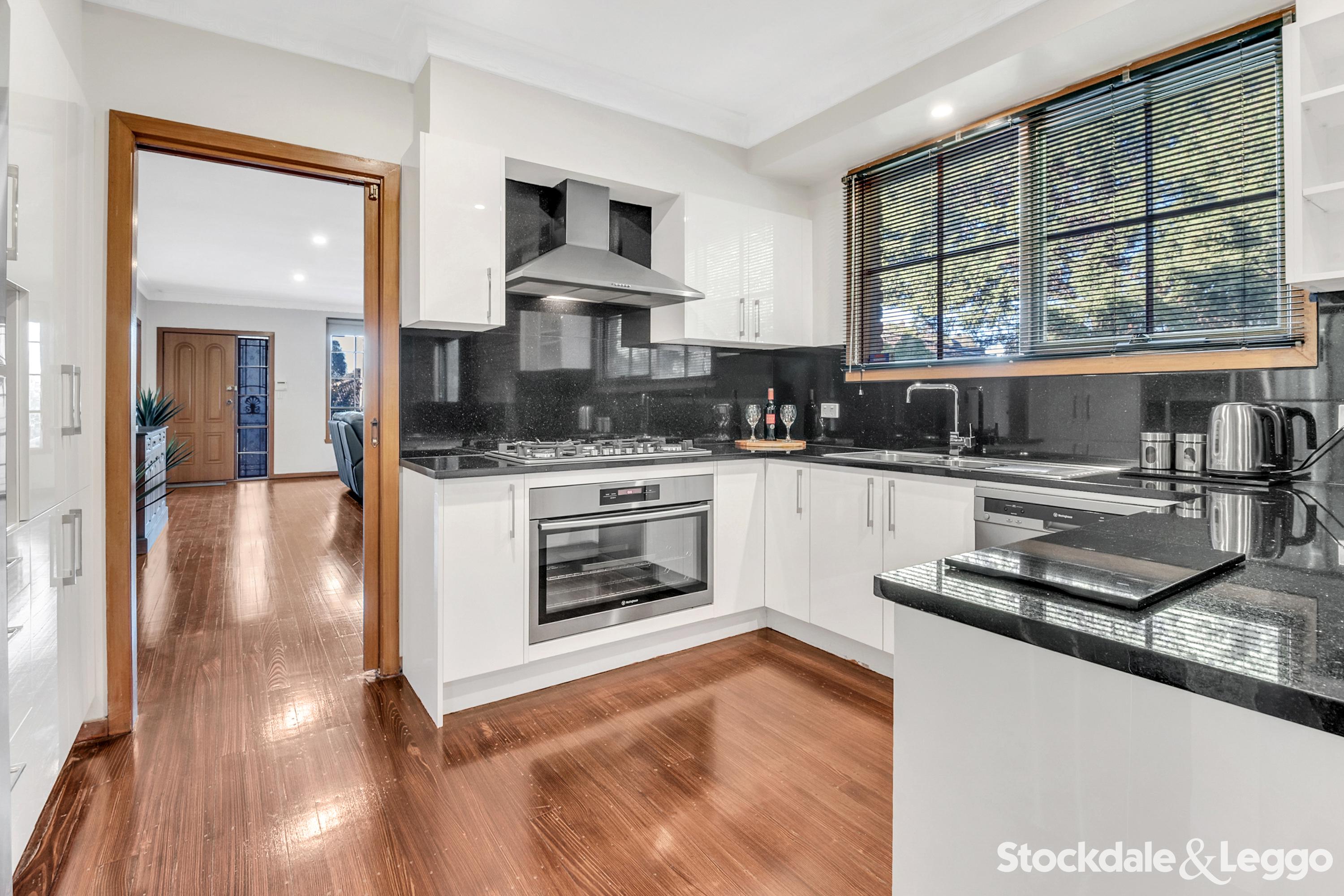 26 Mitford Crescent, Craigieburn VIC, Craigieburn - Thumbnail 7