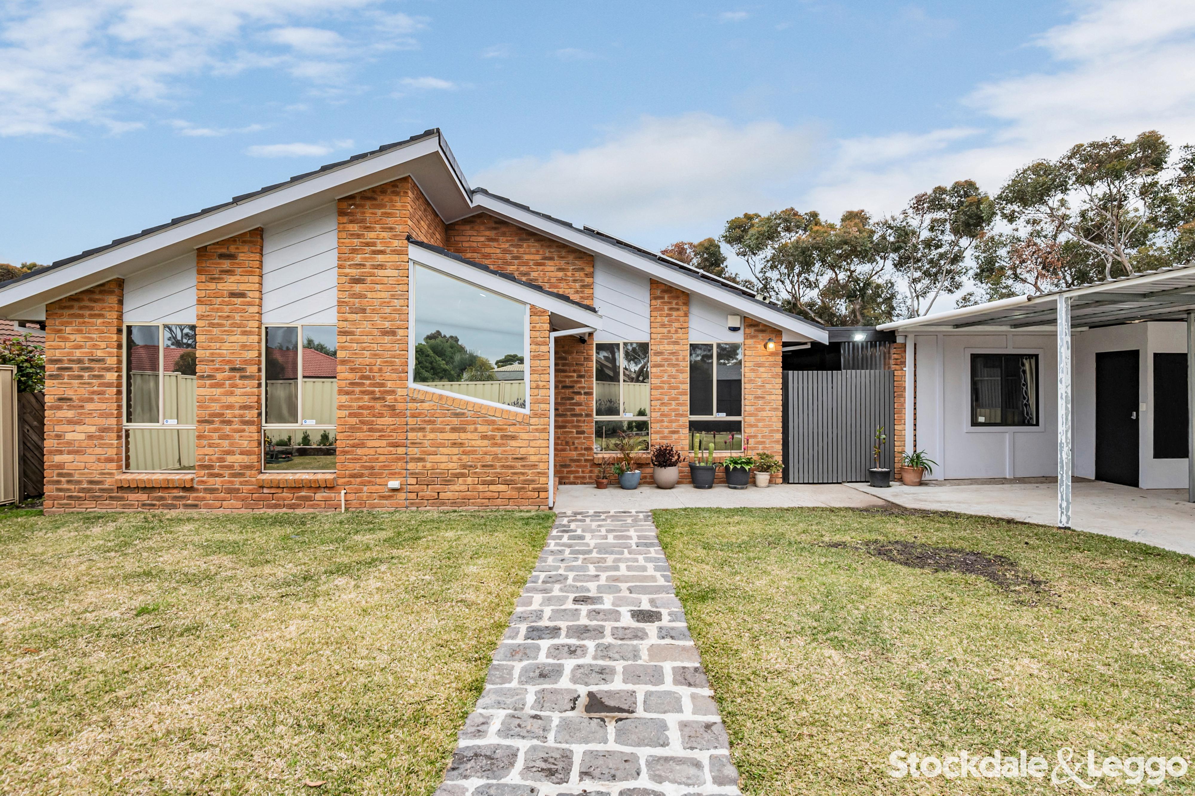 56 Burge Drive, Sunbury VIC, Sunbury - Thumbnail 7