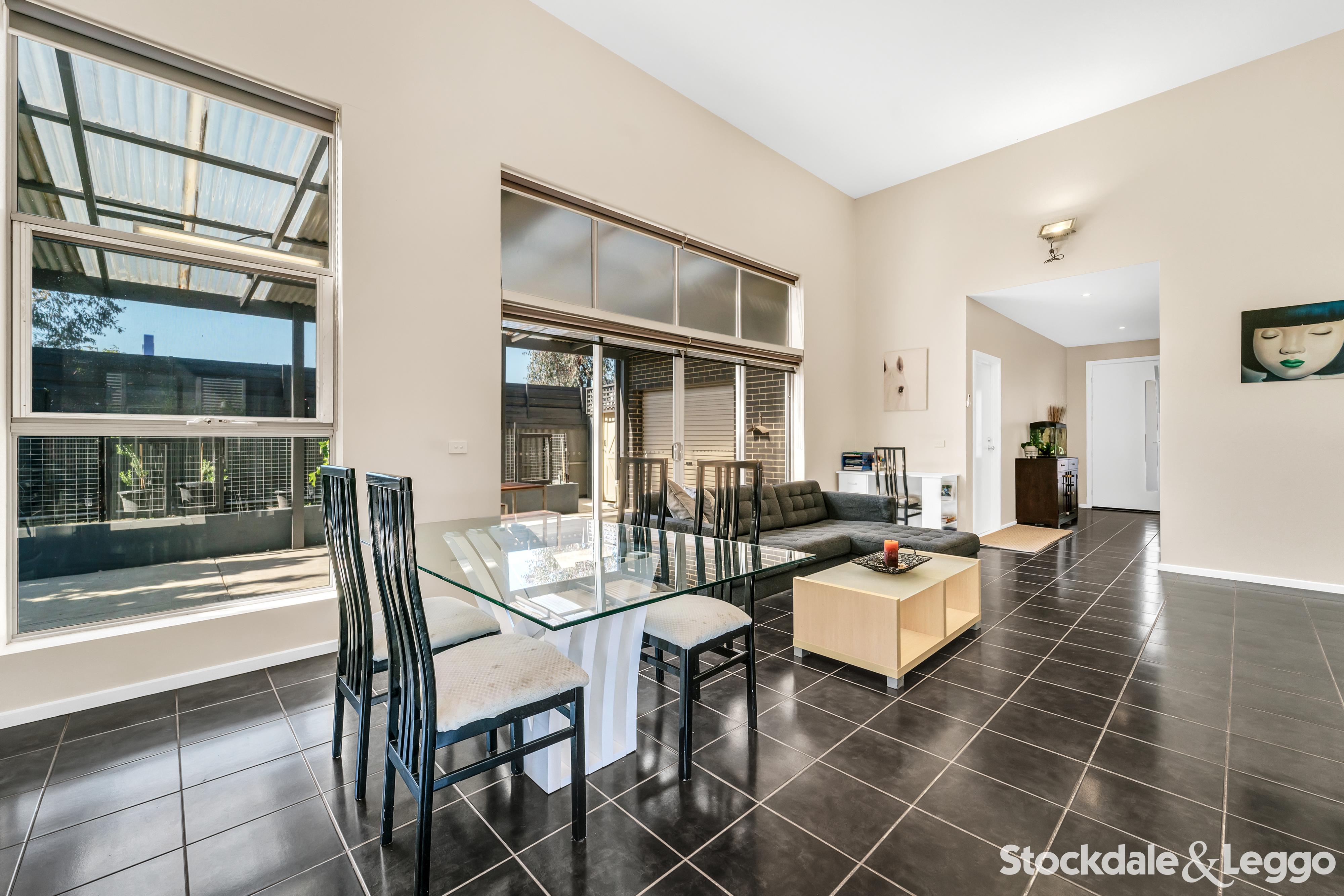 5 Bird Close, Craigieburn VIC, Craigieburn - Thumbnail 8