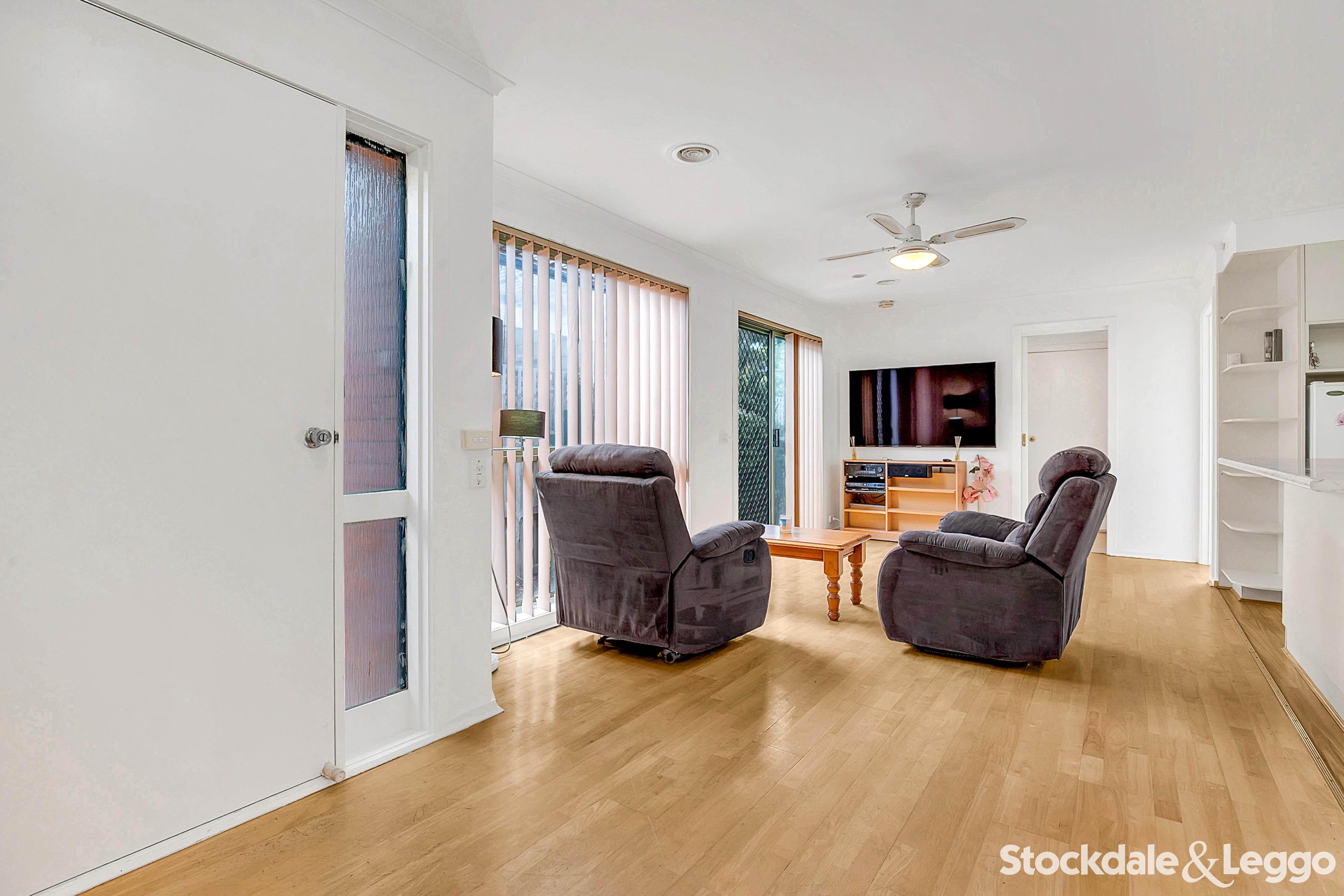 7 Brayford Nook, Craigieburn VIC, Craigieburn - Thumbnail 3