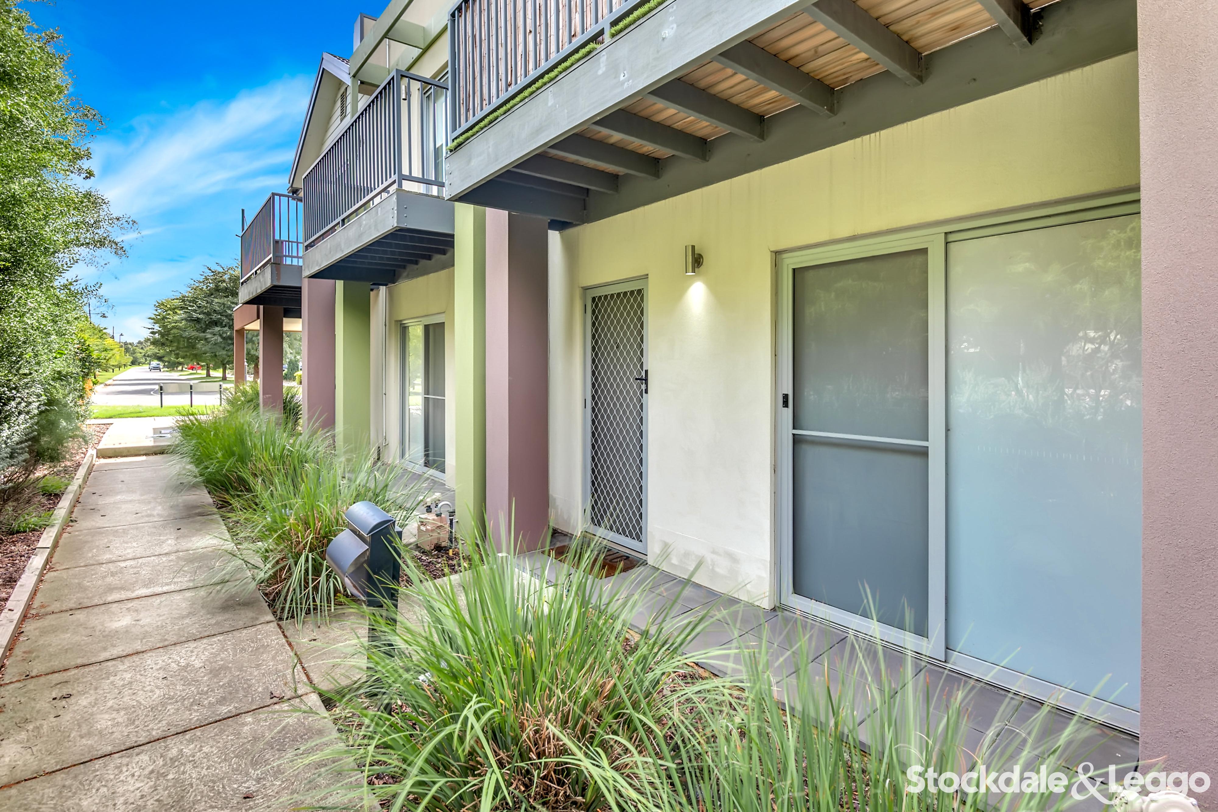 3/60 Cradle Mountain Drive, Craigieburn VIC, Craigieburn - Thumbnail 2