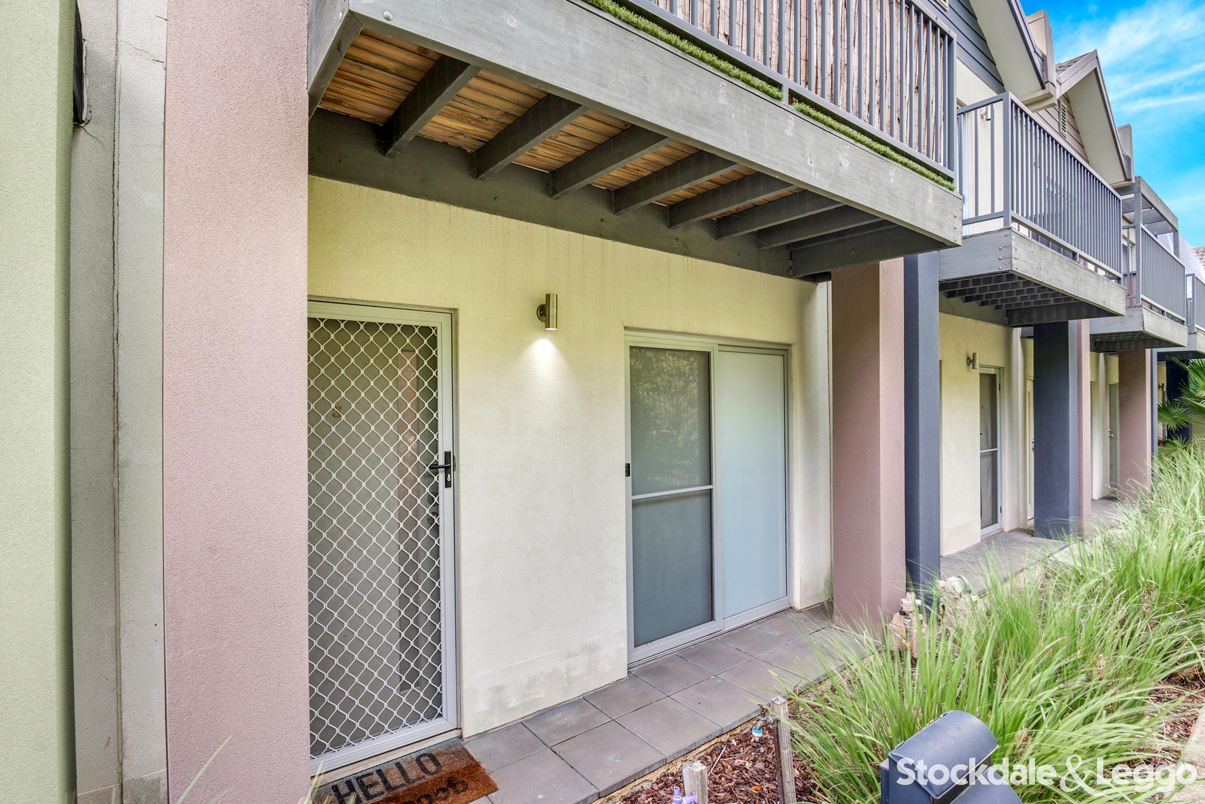 3/60 Cradle Mountain Drive, Craigieburn VIC, Craigieburn - Thumbnail 3