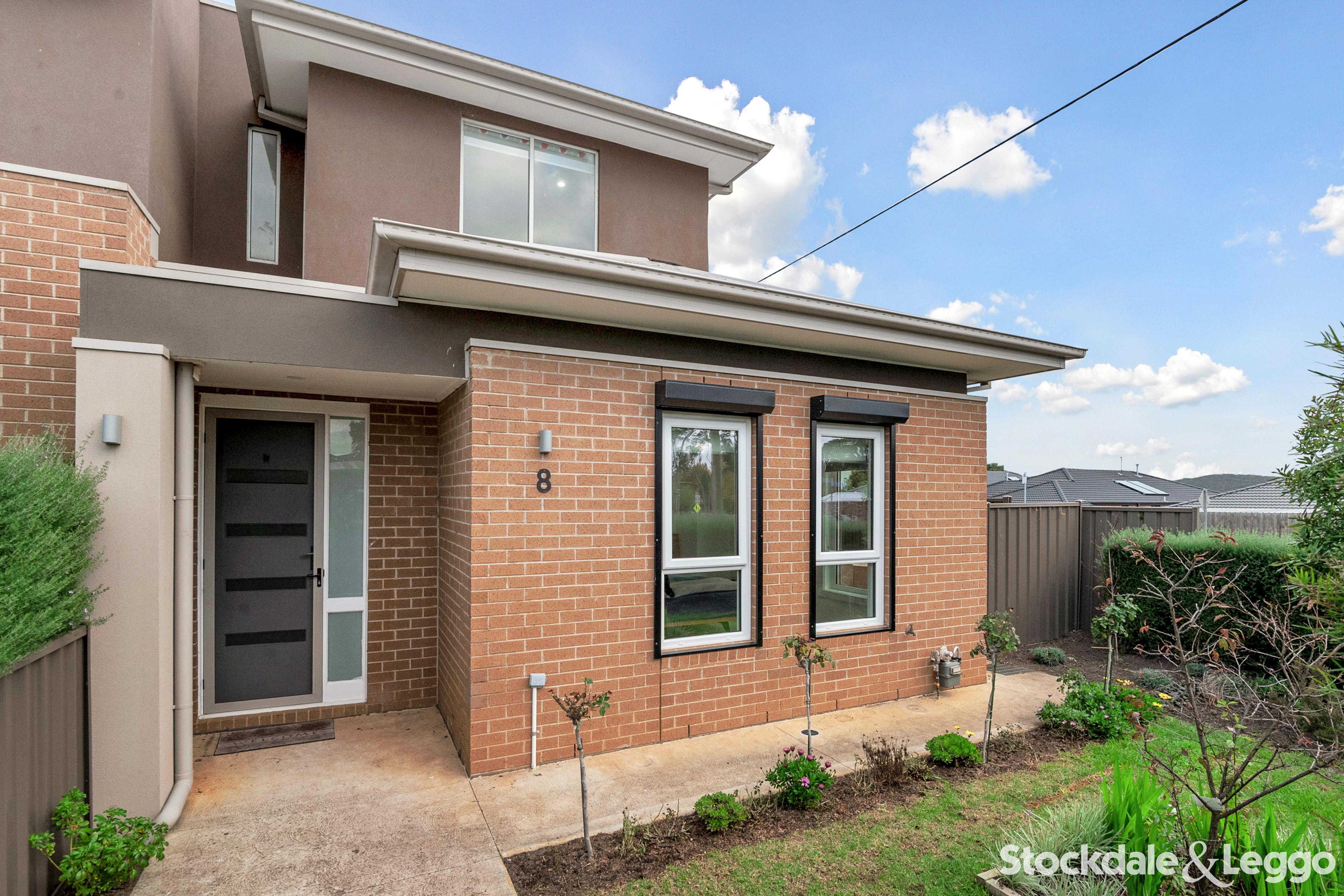 8/27 Queen Street, Wallan VIC, Wallan - Thumbnail 2