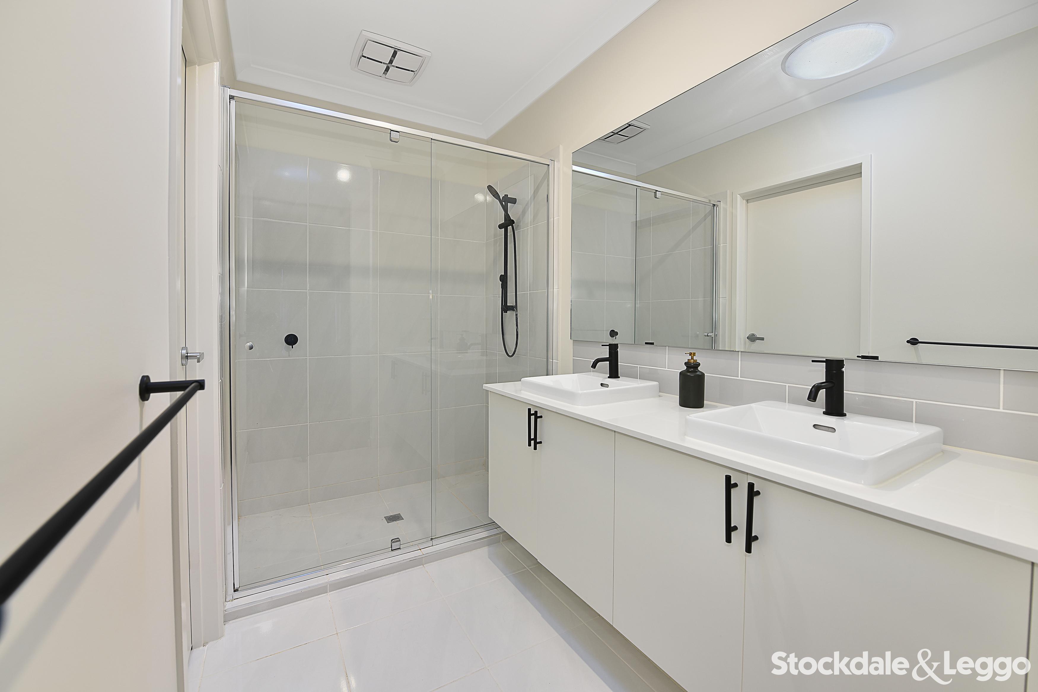 8 Myall Street, Kalkallo VIC, Kalkallo - Thumbnail 3