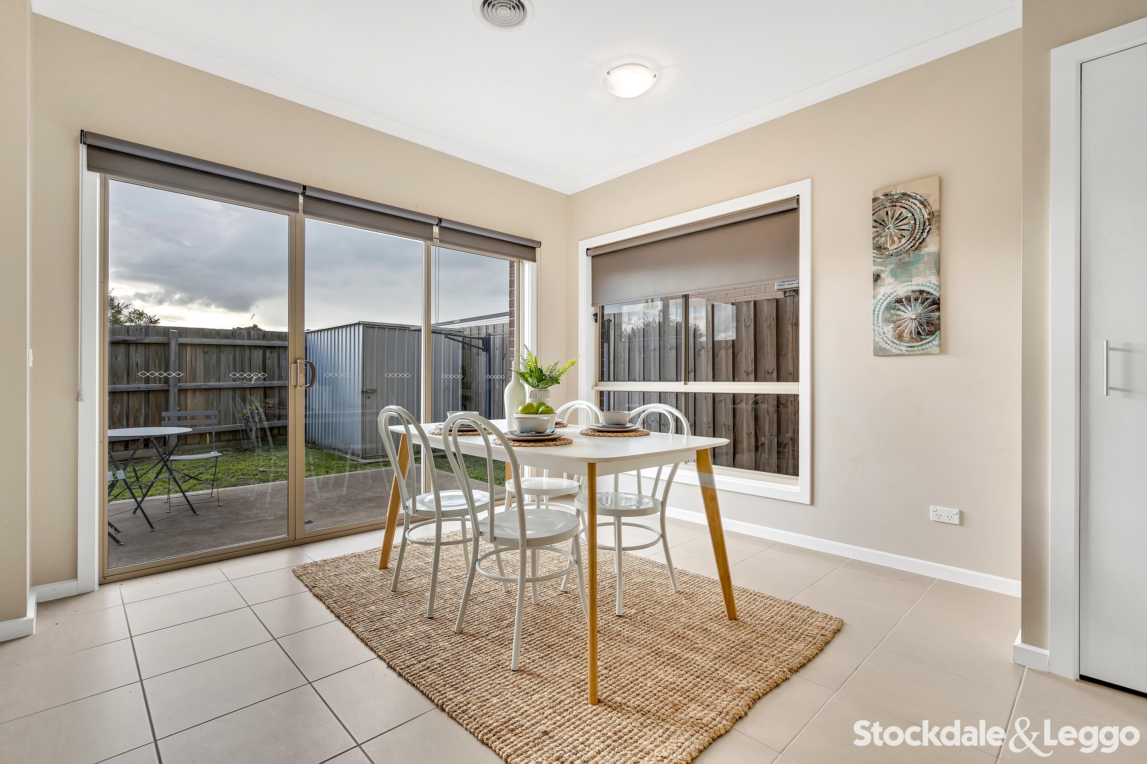 17 Ravenwoods Way, Craigieburn VIC, Craigieburn - Thumbnail 5