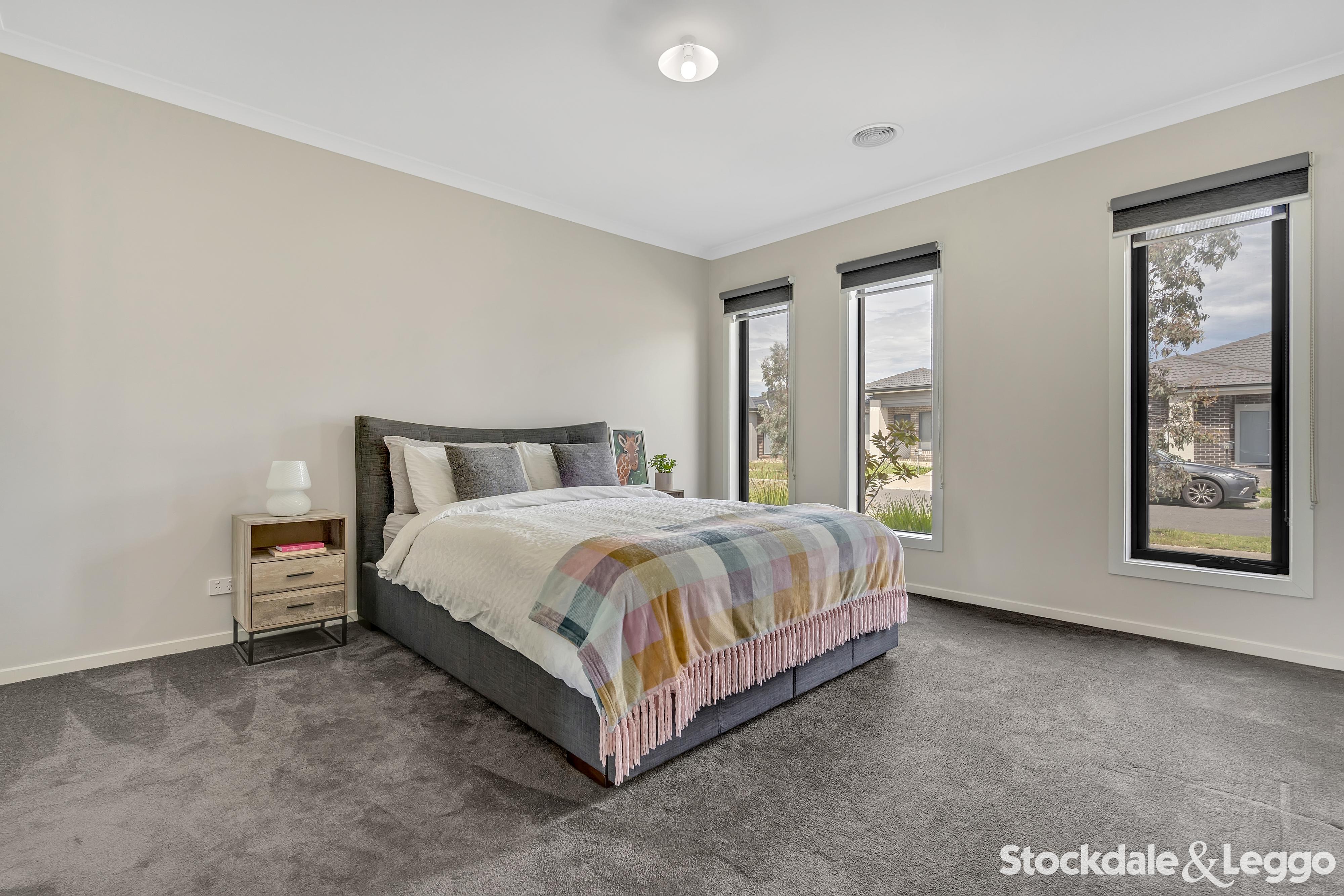 11 Retlaw Road, Mickleham VIC, Mickleham - Thumbnail 6