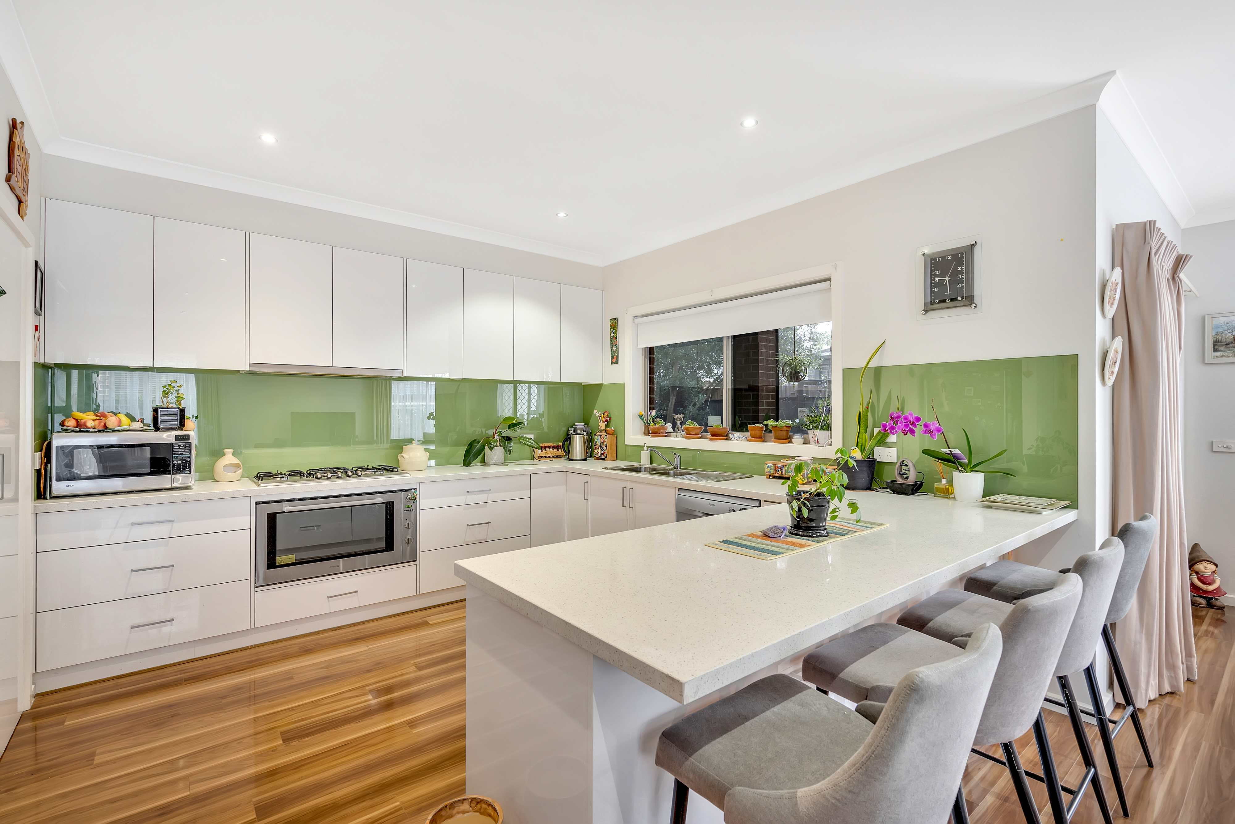 37 Mountleigh Circuit, Craigieburn VIC, Craigieburn - Thumbnail 5