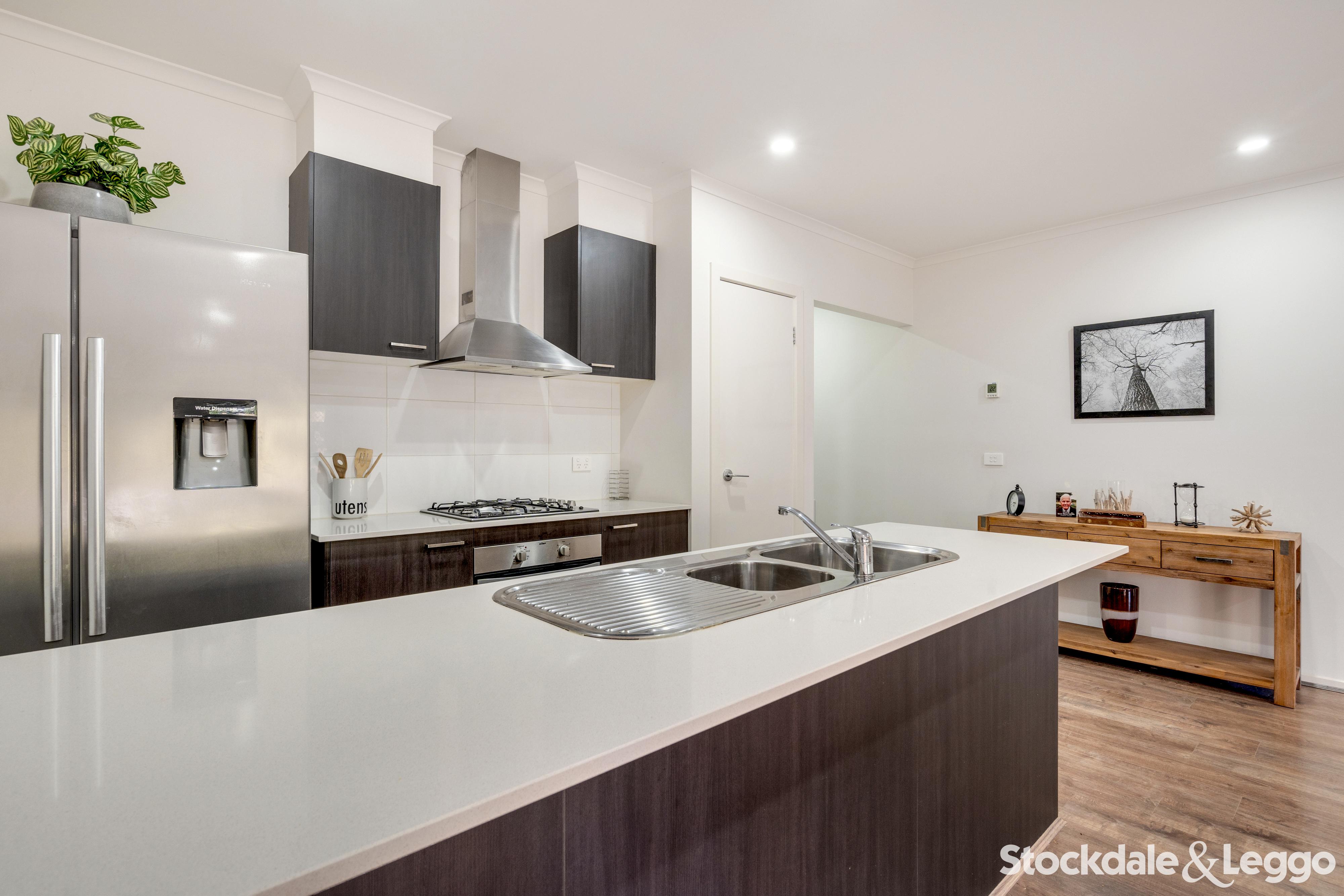 31 Stringybark Avenue, Wallan VIC, Wallan - Thumbnail 3