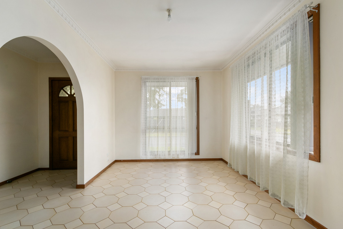 1&2 / 38 Bridle Road, Morwell VIC 3840, Morwell - Thumbnail 2